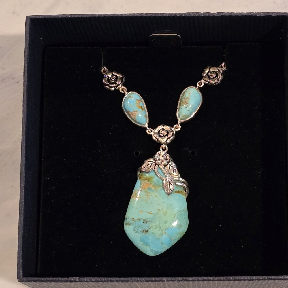 Authentic Stauer Genuine Arizona Turquoise Y/Drop Flower Necklace Comes w/ BOX
